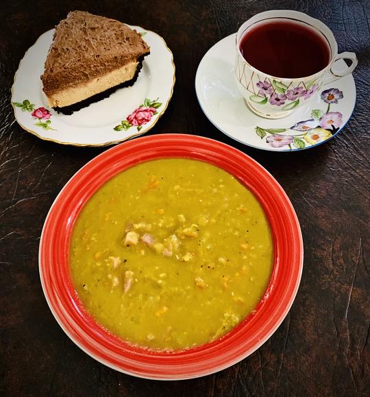 Split Pea and Ham Soup & Peanut Butter Pie & Tea